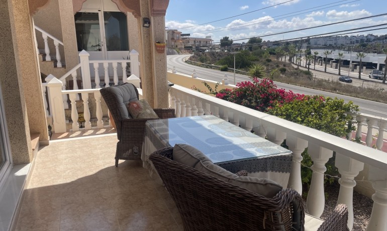 Herverkoop - Villa -
Algorfa* - Algorfa