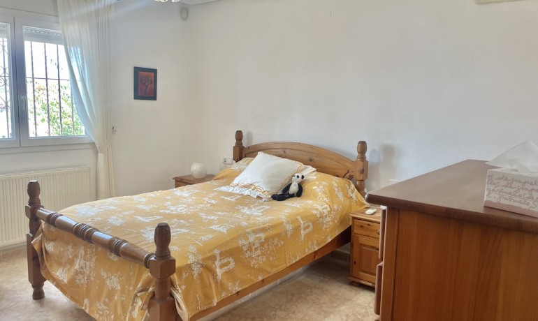 Herverkoop - Villa -
Algorfa* - Algorfa