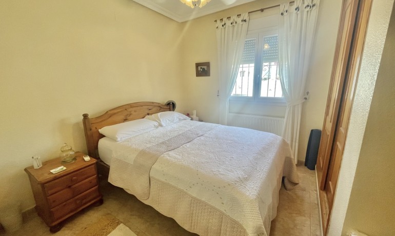 Herverkoop - Villa -
Algorfa* - Algorfa