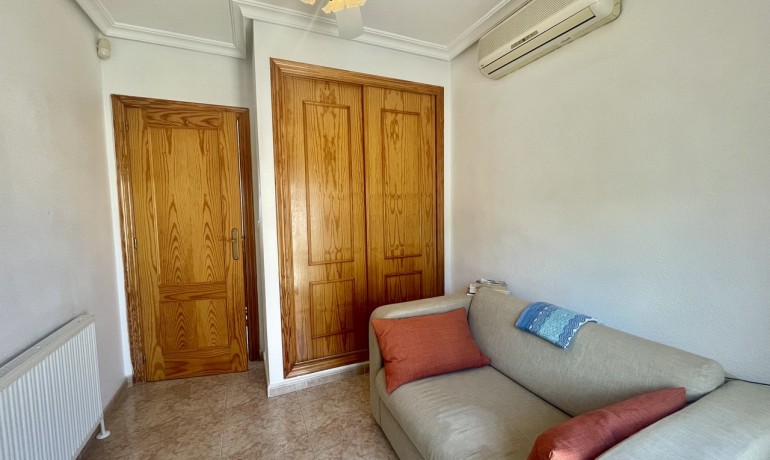 Herverkoop - Villa -
Algorfa* - Algorfa