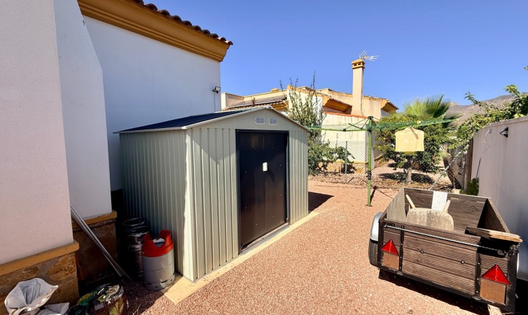 Sale - Villa -
Hondón de las Nieves - Hondón de las Nieves*