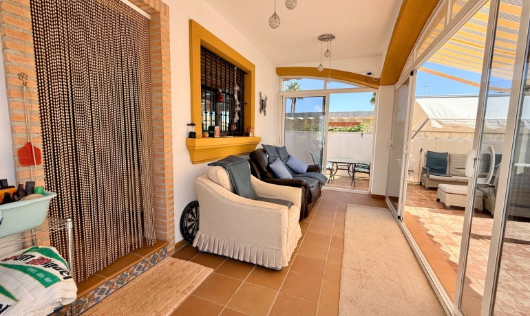 Sale - Villa -
Hondón de las Nieves - Hondón de las Nieves*