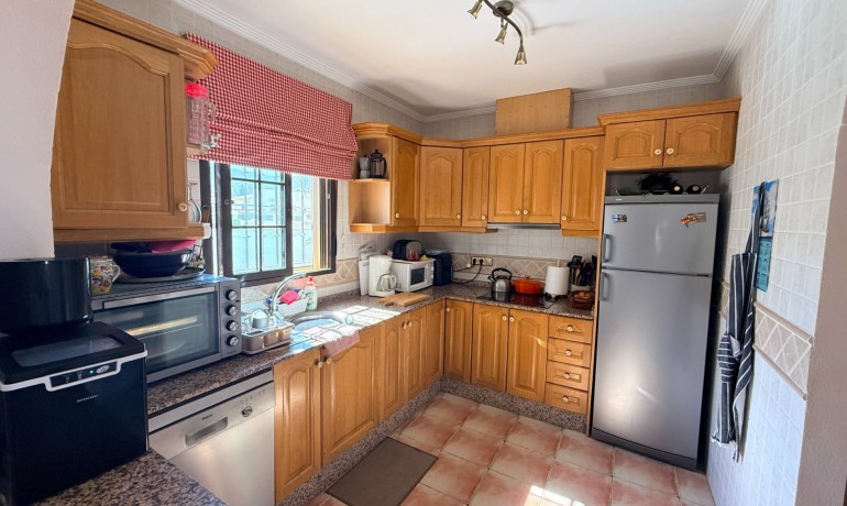 Sale - Villa -
Hondón de las Nieves - Hondón de las Nieves*