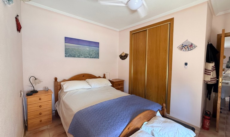 Sale - Villa -
Hondón de las Nieves - Hondón de las Nieves*