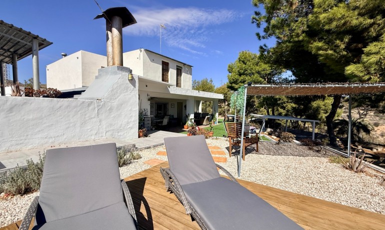 Herverkoop - Villa -
Elche* - Center