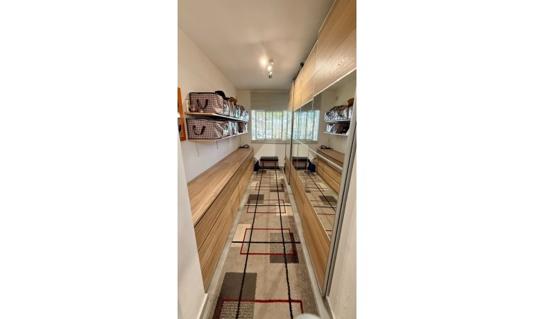 Herverkoop - Villa -
Elche* - Center