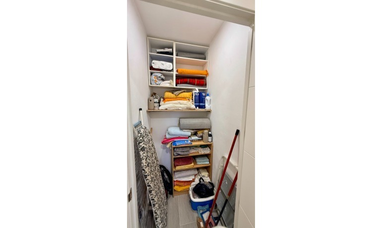 Herverkoop - Villa -
Elche* - Center