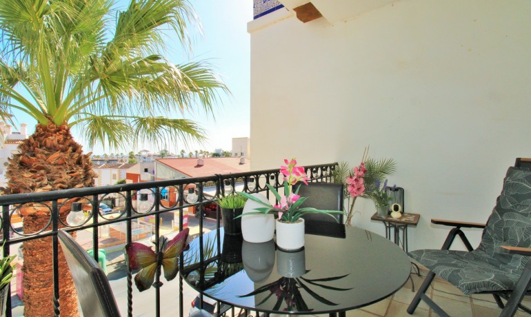 Venta - Apartamento / piso -
Villamartin