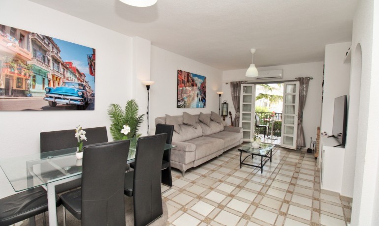 Venta - Apartamento / piso -
Villamartin