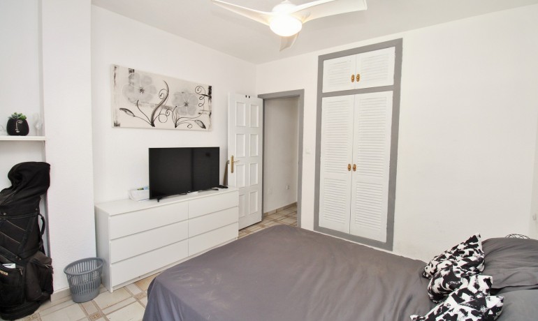 Venta - Apartamento / piso -
Villamartin