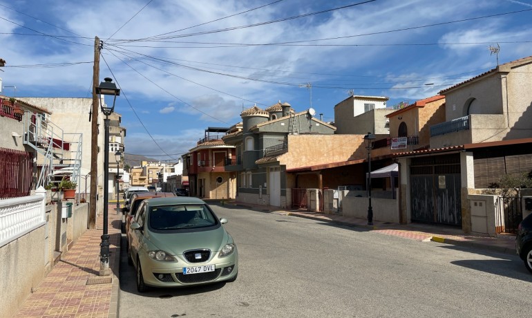 Herverkoop - Huis -
Jacarilla - Comunidad Valenciana