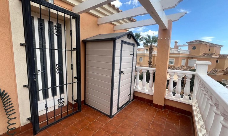 Venta - Villa -
Algorfa