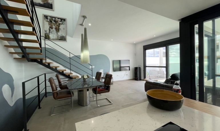 Herverkoop - Villa -
Dolores - ZONA NUEVA