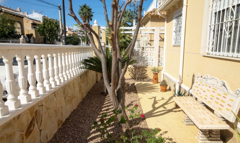 Herverkoop - Villa -
San Miguel de Salinas* - San Miguel de Salinas Alicante