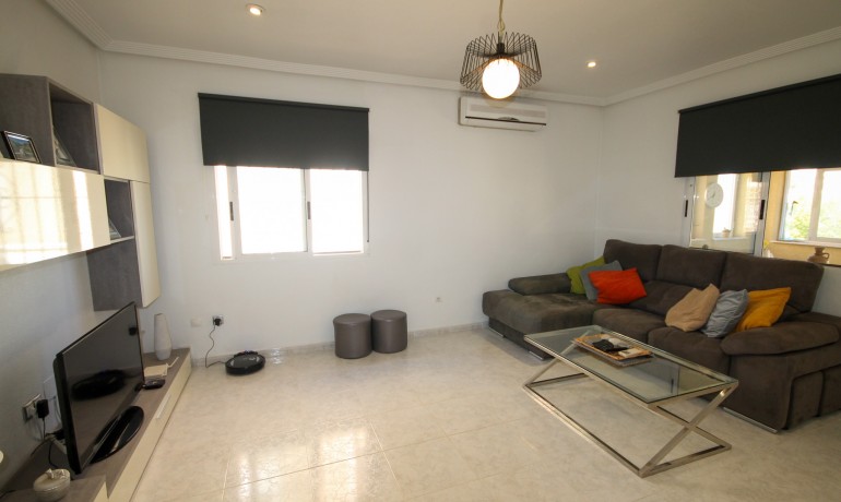 Herverkoop - Villa -
San Miguel de Salinas* - San Miguel de Salinas Alicante