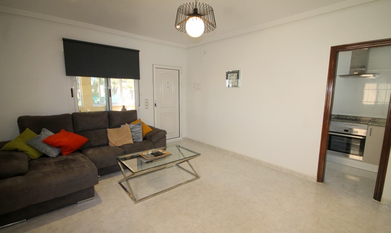 Herverkoop - Villa -
San Miguel de Salinas* - San Miguel de Salinas Alicante