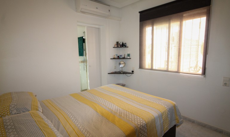 Herverkoop - Villa -
San Miguel de Salinas* - San Miguel de Salinas Alicante