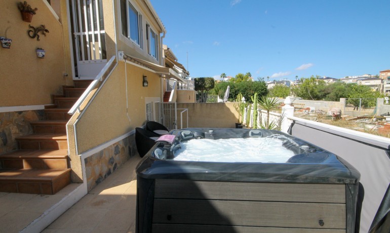 Herverkoop - Villa -
San Miguel de Salinas* - San Miguel de Salinas Alicante