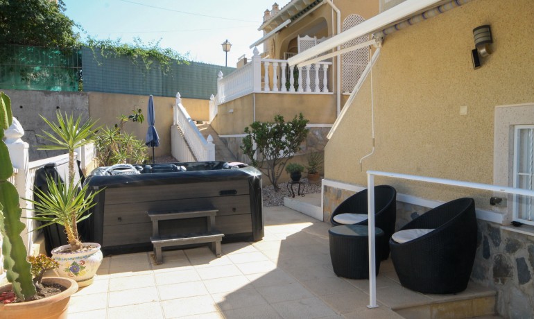 Herverkoop - Villa -
San Miguel de Salinas* - San Miguel de Salinas Alicante