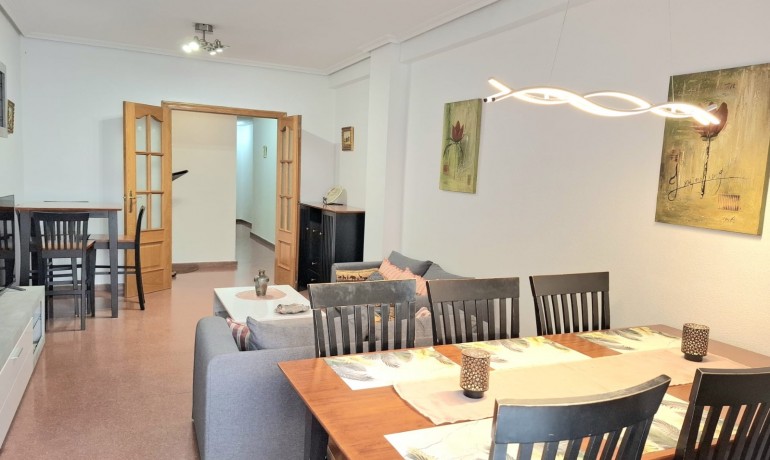 Herverkoop - Appartement / Flat -
Torrevieja* - Puerto