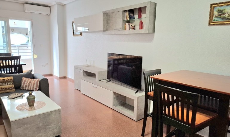 Herverkoop - Appartement / Flat -
Torrevieja* - Puerto