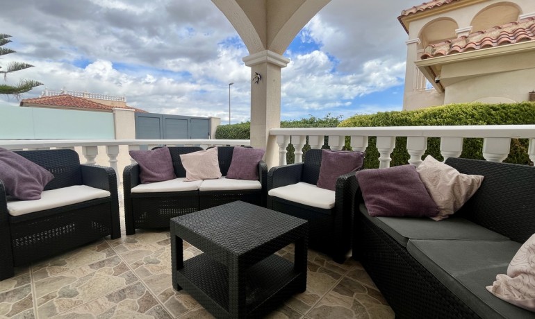 Sale - Villa -
Algorfa* - Algorfa