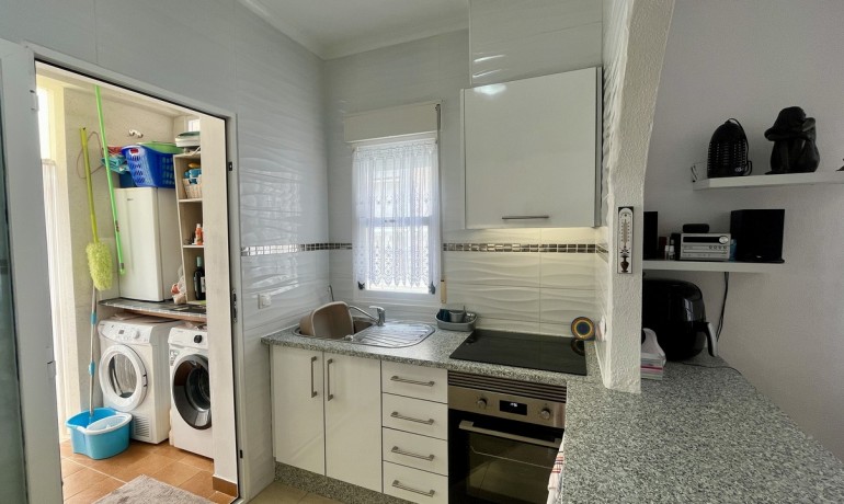 Sale - Villa -
Algorfa* - Algorfa