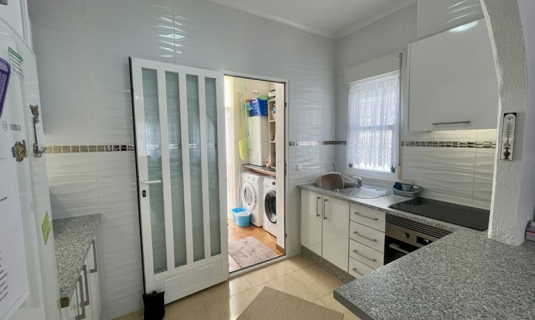 Sale - Villa -
Algorfa* - Algorfa