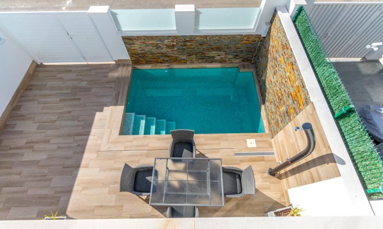 Nieuwbouw - Villa -
San Pedro del Pinatar* - Polideportivo