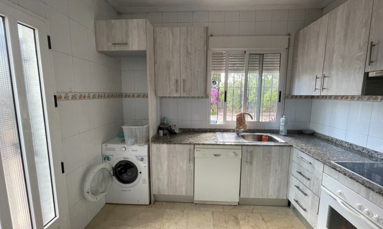 Herverkoop - Finca Country Property -
Albatera