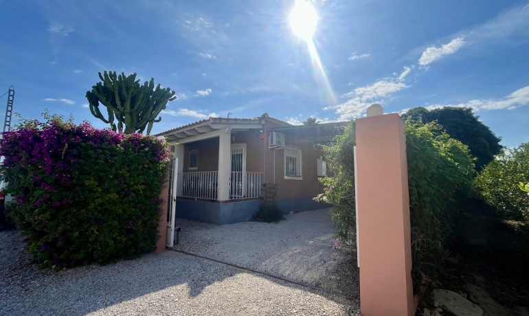 Sale - Villa -
Orihuela* - Orihuela