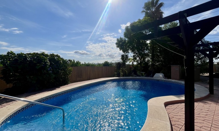 Sale - Villa -
Orihuela* - Orihuela