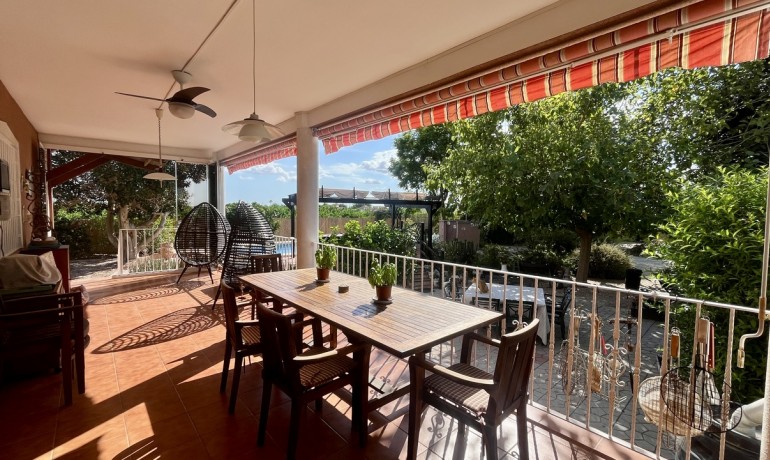 Sale - Villa -
Orihuela* - Orihuela