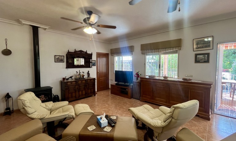 Sale - Villa -
Orihuela* - Orihuela