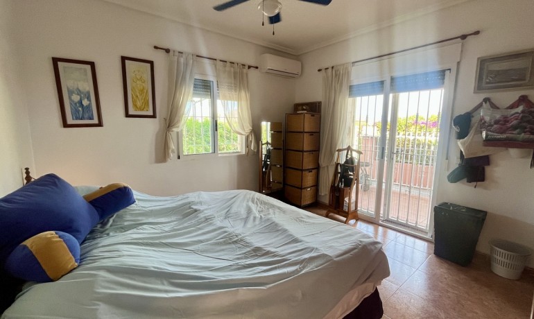 Sale - Villa -
Orihuela* - Orihuela