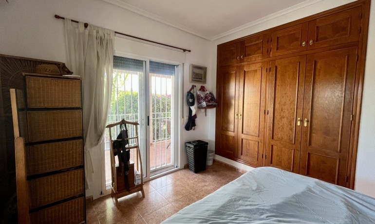 Sale - Villa -
Orihuela* - Orihuela