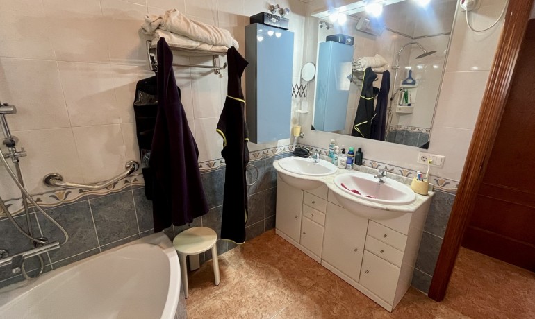 Sale - Villa -
Orihuela* - Orihuela