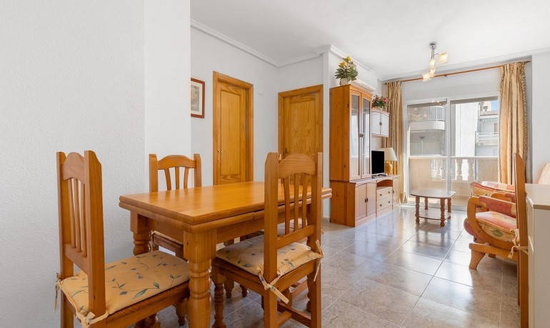 Herverkoop - Appartement / Flat -
Torrevieja* - Centro