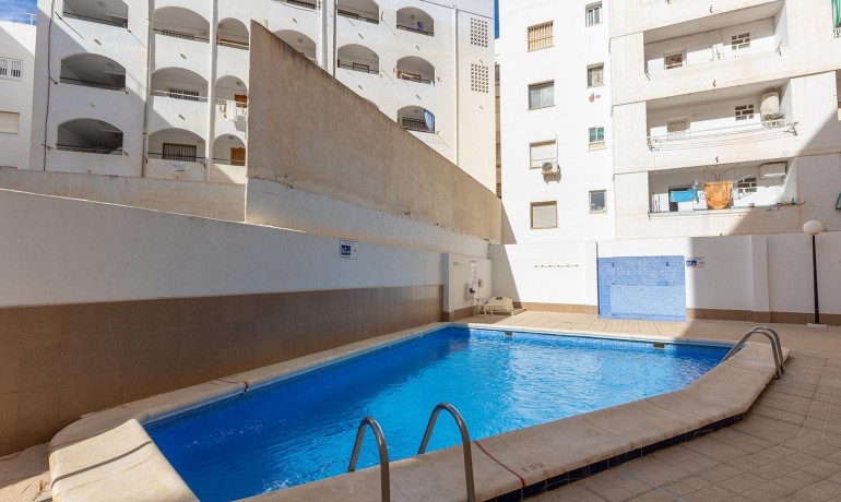 Herverkoop - Appartement / Flat -
Torrevieja* - Centro
