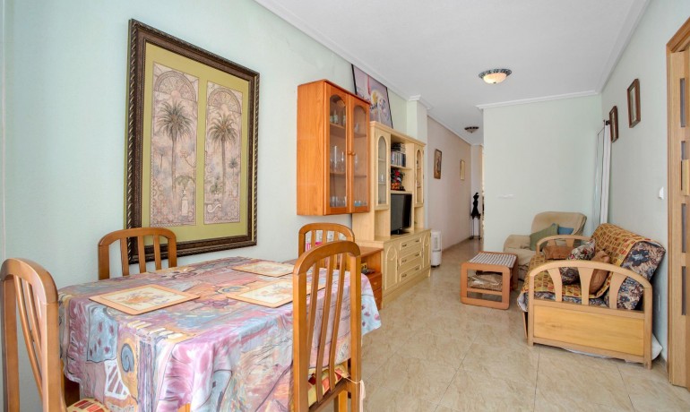 Herverkoop - Appartement / Flat -
Torrevieja* - Centro