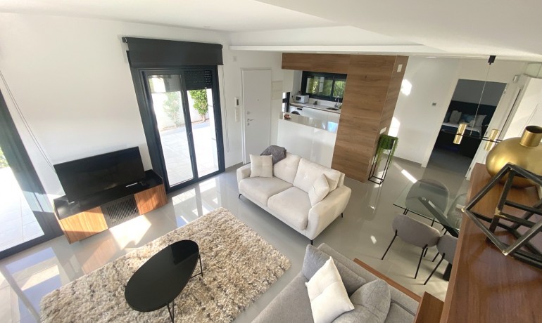 Herverkoop - Villa -
Cuidad Quesada* - Doña Pepa