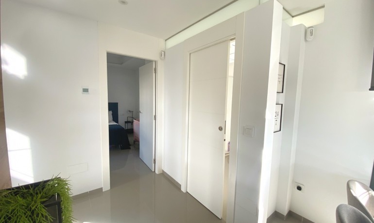 Herverkoop - Villa -
Cuidad Quesada* - Doña Pepa