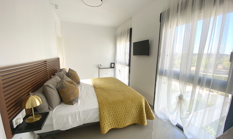 Herverkoop - Villa -
Cuidad Quesada* - Doña Pepa