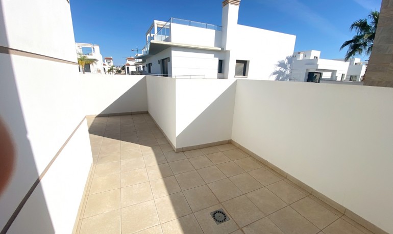 Herverkoop - Villa -
Cuidad Quesada* - Doña Pepa