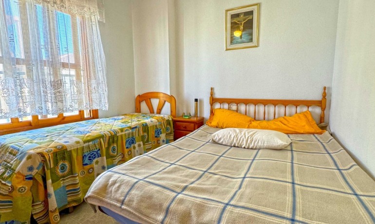 Venta - Apartamento / piso -
Torrevieja