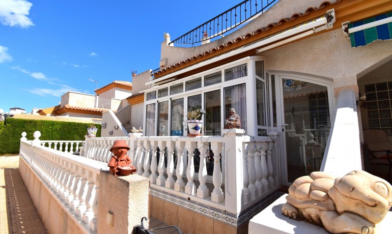 Herverkoop - Huis -
Orihuela Costa* - Playa Flamenca