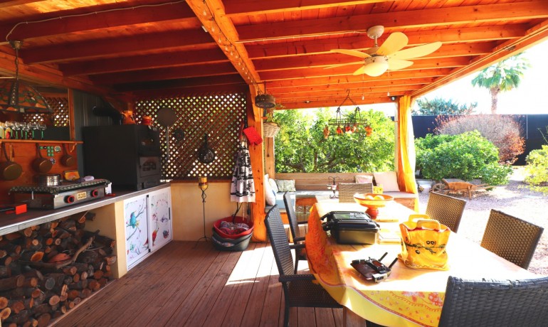 Herverkoop - Finca / Landgoed -
Orihuela* - La Campaneta