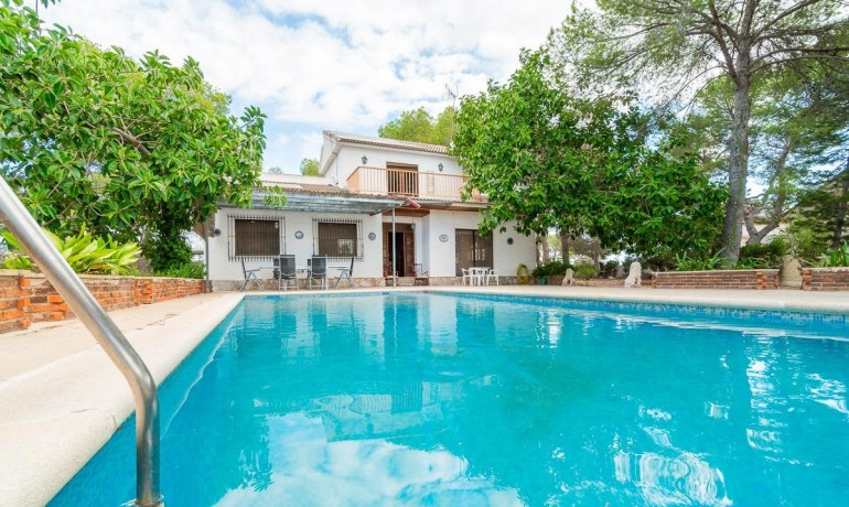 Herverkoop - Huis -
Pilar de la Horadada* - Pinar de Campoverde