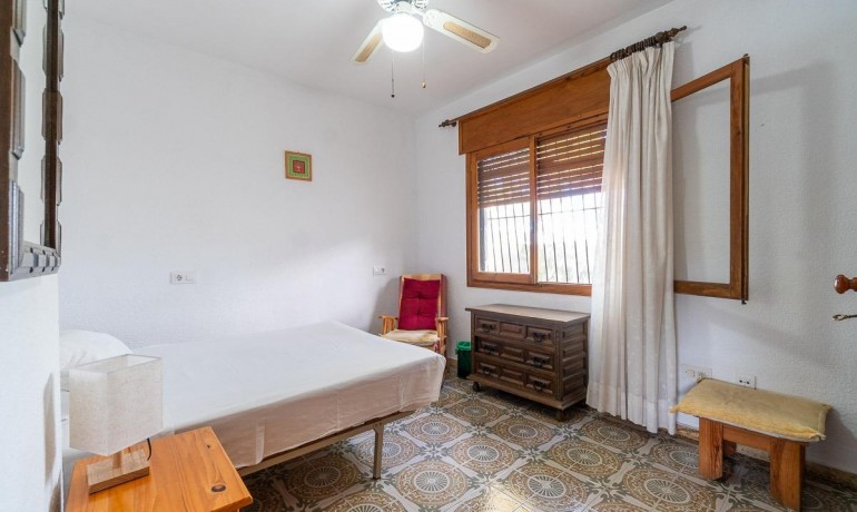 Herverkoop - Huis -
Pilar de la Horadada* - Pinar de Campoverde