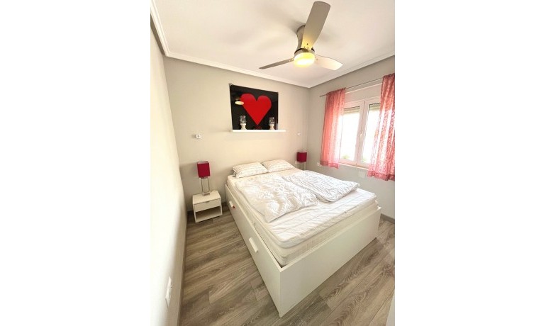 Herverkoop - Villa -
Cuidad Quesada* - Central Quesada